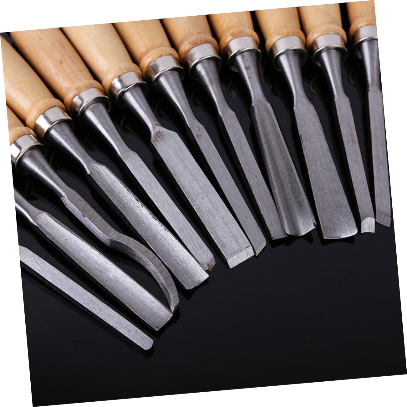 Kit de Couteaux de Sculpture sur Bois 12 Pièces en Acier au Carbone