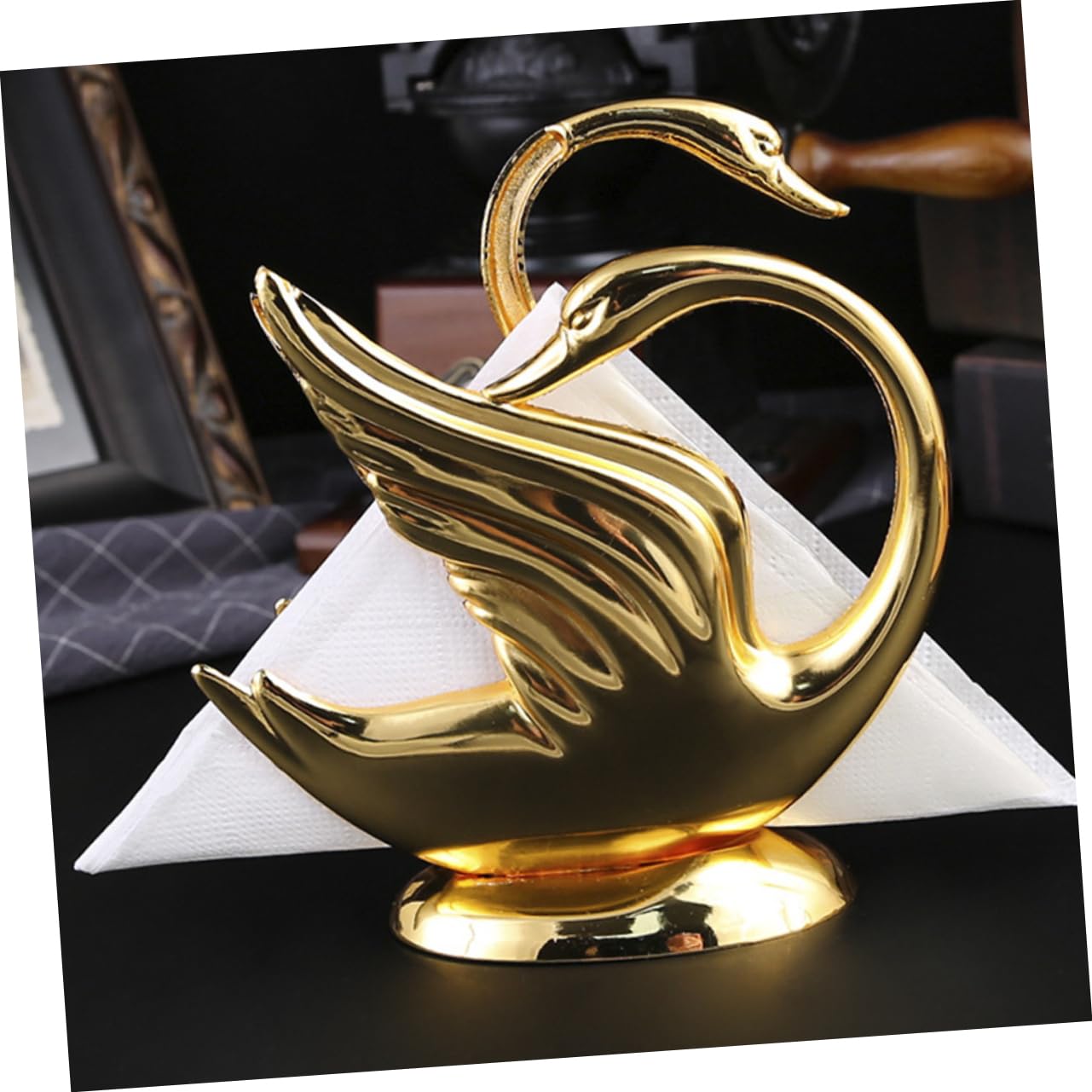 Servilletero de Aleación de Zinc de Cisne Dorado para Mesa Decorativa | Diseño Simple, Borde Liso y Uso Práctico, Adorno de Escritorio para Salón y Hotel