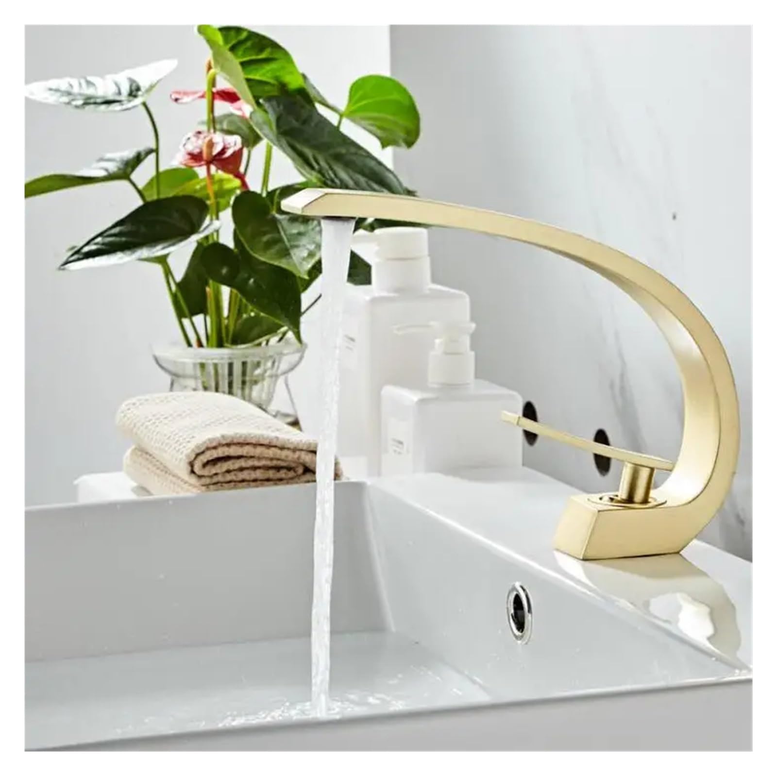 Grifo de cascada oro rosa monomando para lavabo de baño elegante 5