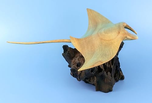 Miniatura 3 de G6 Collection Estatua de madera de rayas sobre coral de 8 pulgadas, decoración de peces marinos tallados a mano, escultura marina costera hecha a