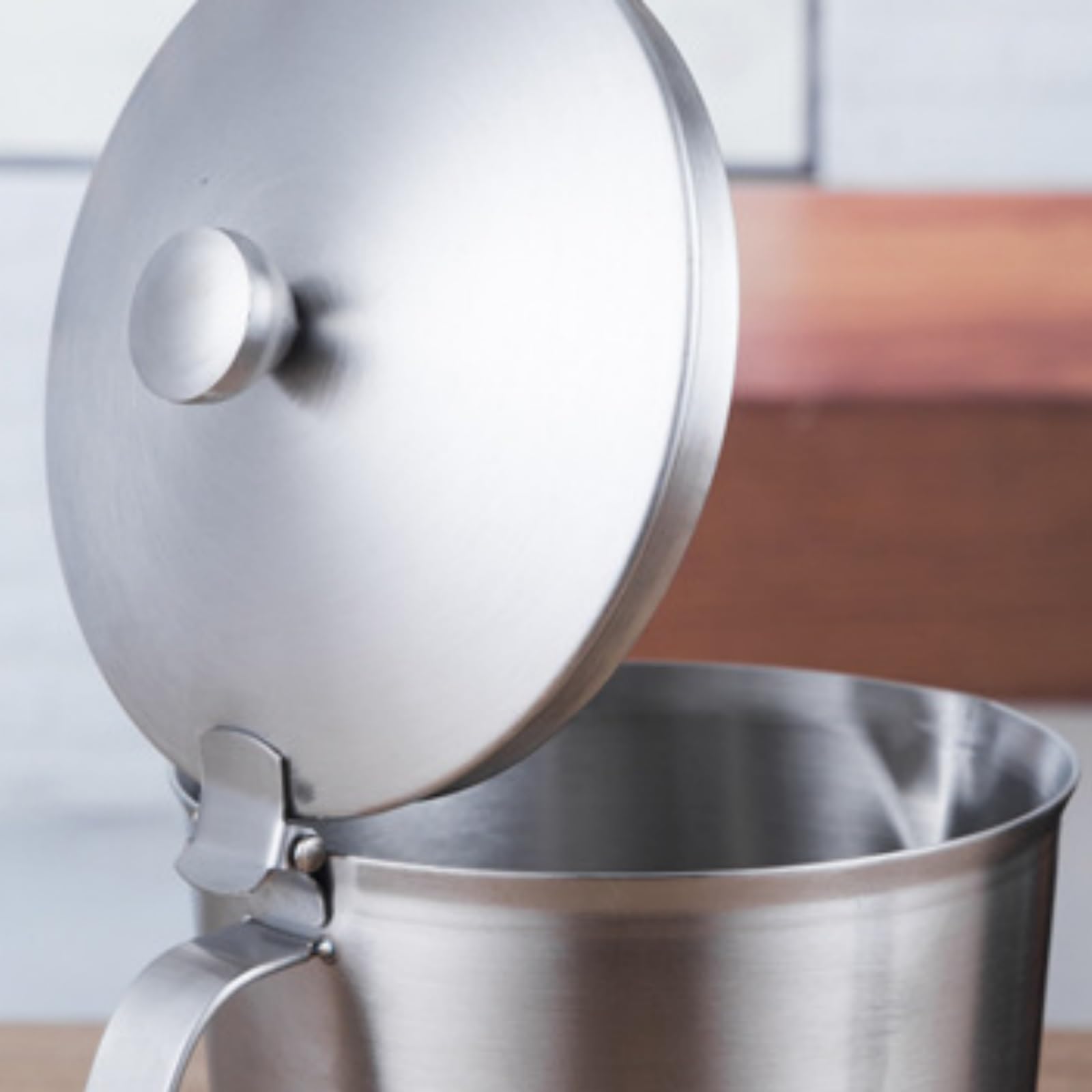 Brocca per Schiumare il Latte Tazze for Latte Art di grande capacità for preparare il latte Caffè latte e il Cappuccino(700ml)