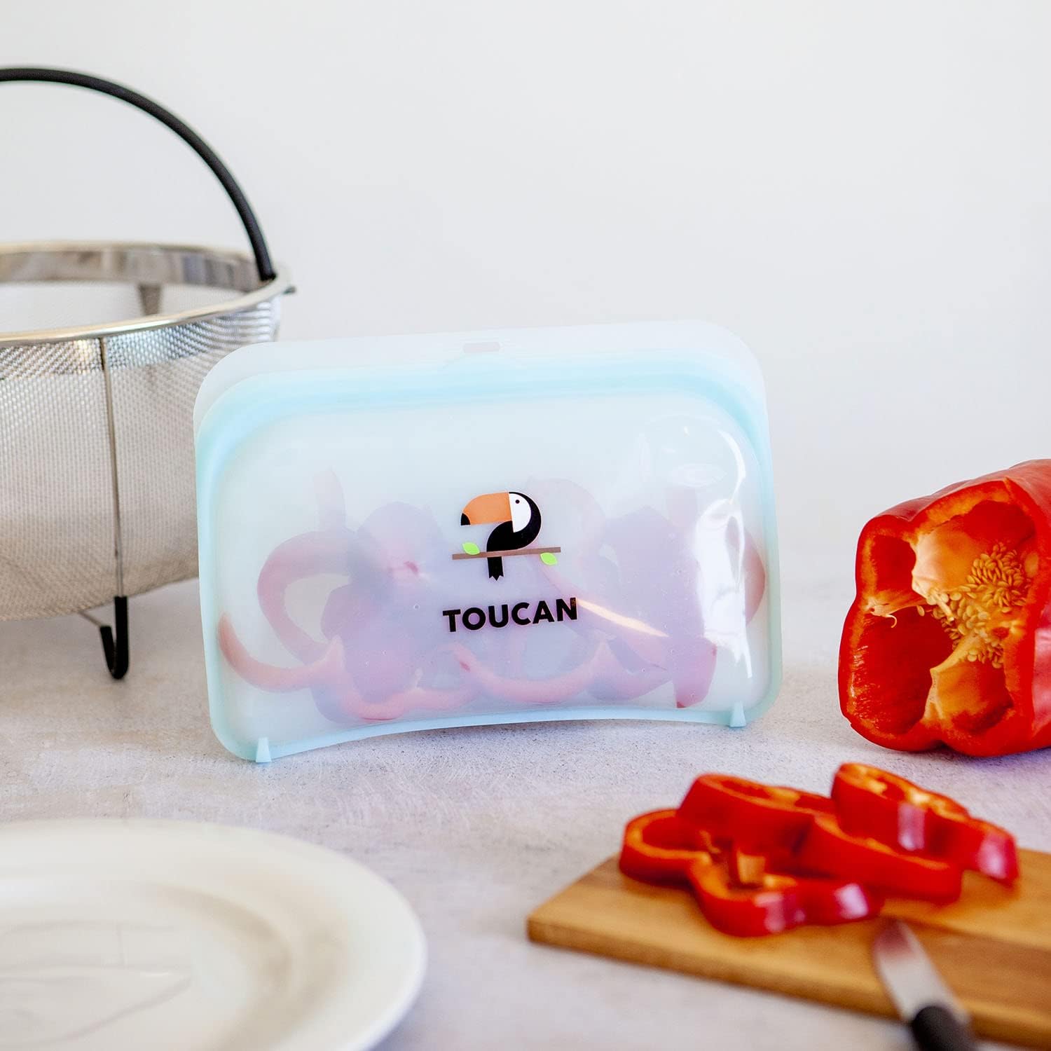 Food grade Silicone Storage Bags – 5 pcs Leakproof Reusable Storage Bag set Sandwich Bag and Cooking Bag – Snack Bags – Dishwasher Oven and Microwave Safe Silicone Containers