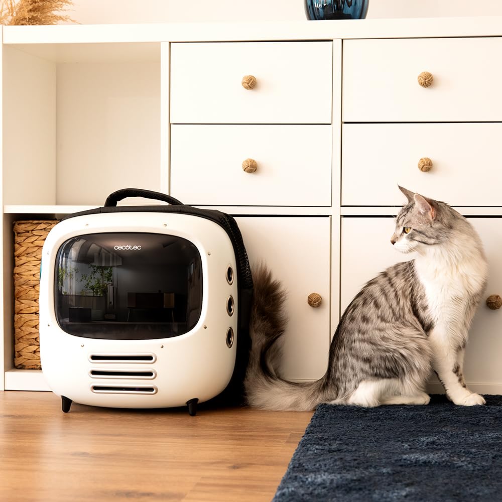 Cecotec Pumba 1800 Travel Fan, sistema di ventilazione, luce interna, grande schermo scuro, ventilatore con 2 velocità, animali domestici fino a 8 kg, design ergonomico, tasca laterale