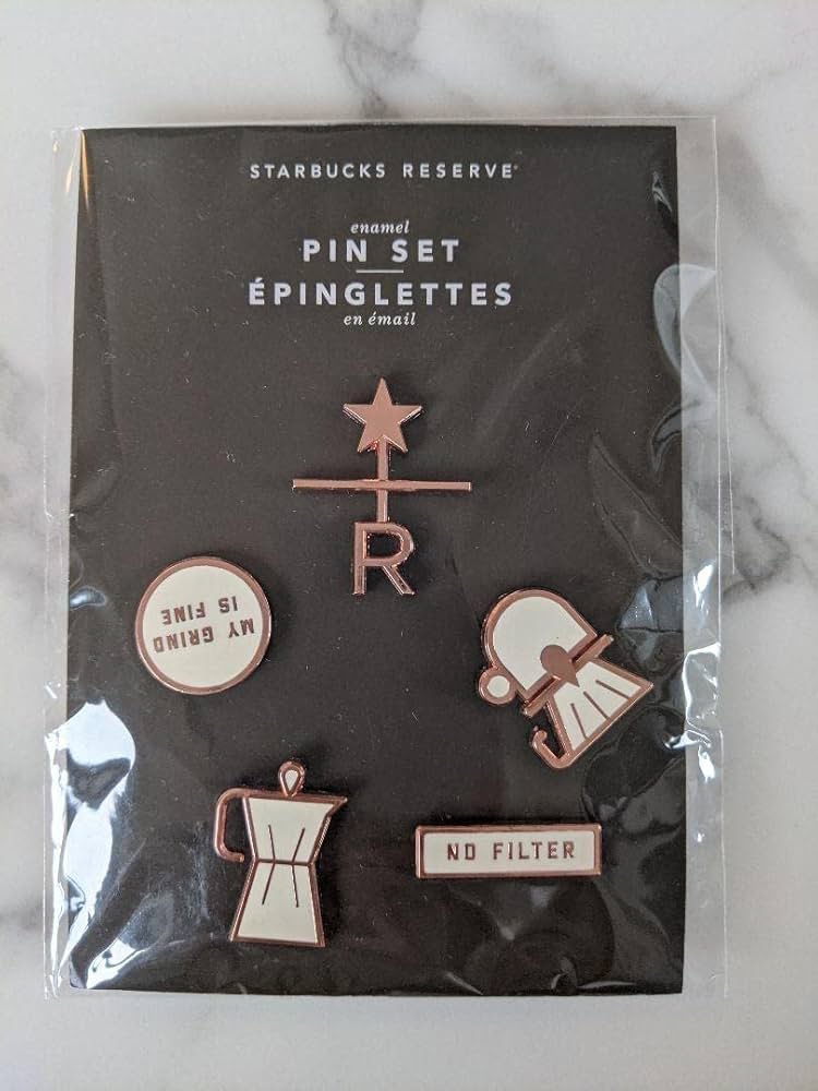 Starbucks - スターバックス　ホリディ　ピン　海外限定　日本未発売　レア　早物勝ち　ピンバッジ 2025年最新】スタバ ハワイ ピンバッジの人気アイテム - メルカリ