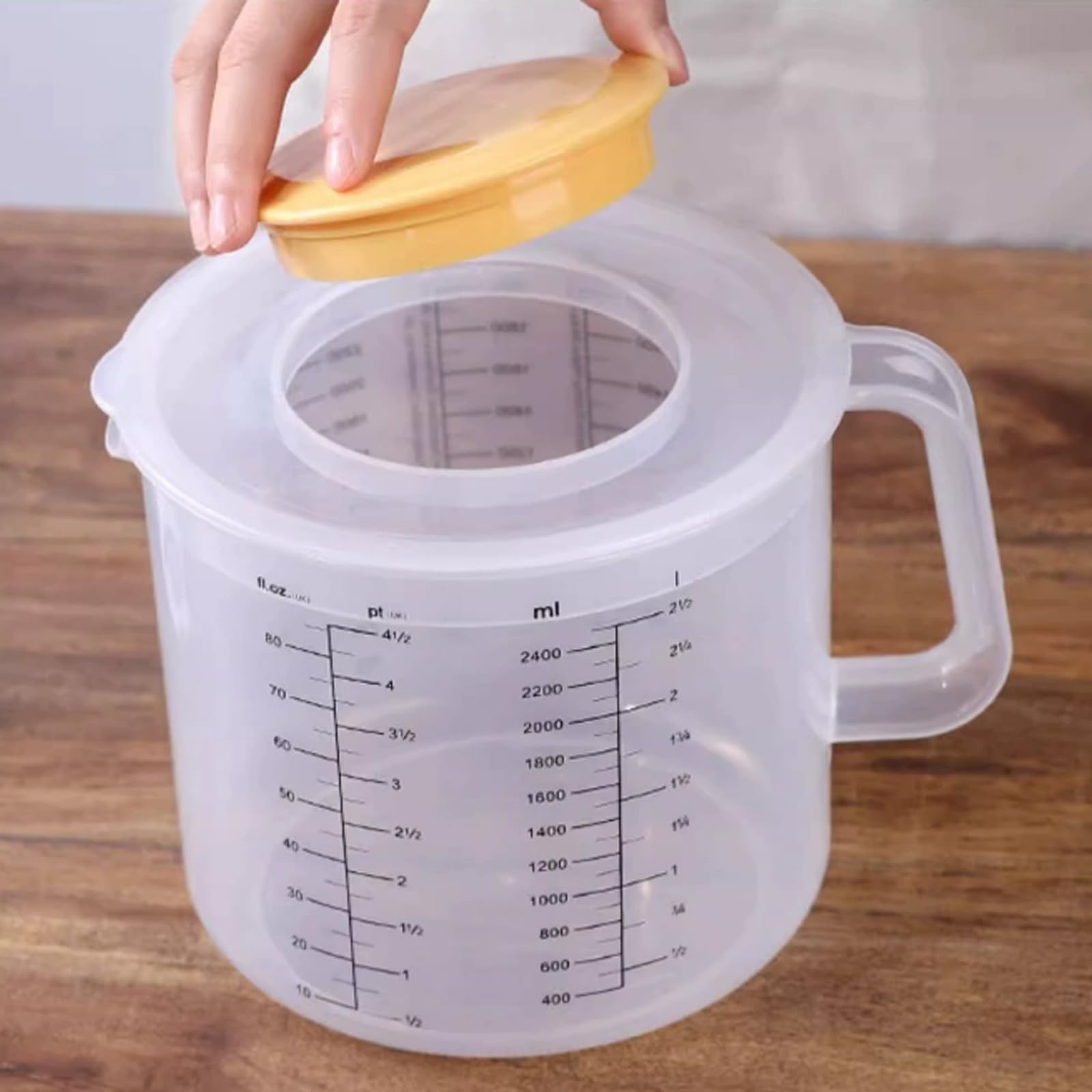 1 Unidad de Vaso medidor de plástico Transparente con Tapa - Jarra graduada con asa y Pico, Herramienta de medición precisa para Hornear, batir Huevos y Mezclar, Bol de Cocina versátil
