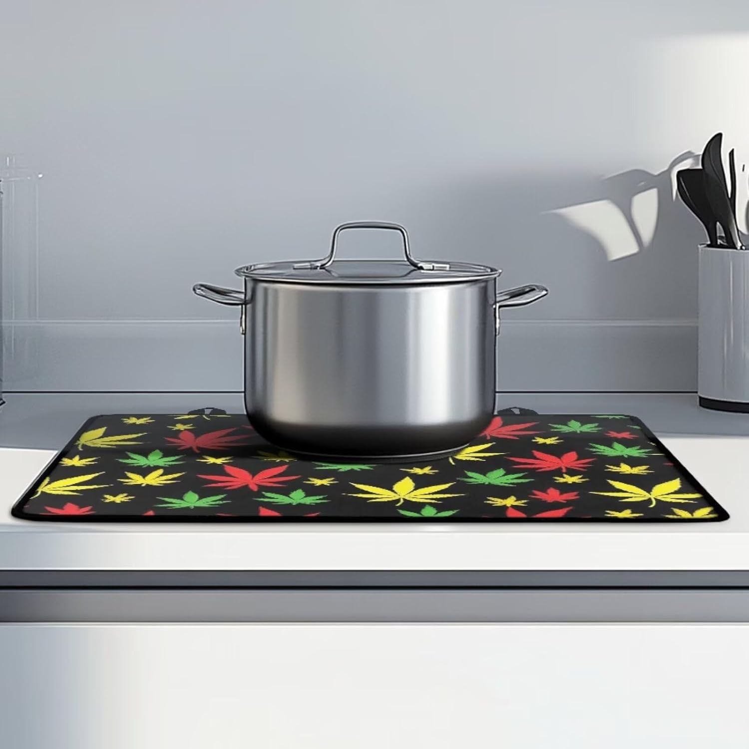 Hemp Leaf Stove Mat for Glass Top Cooktop Protector, 20.96 x 29.18 Inch Dish Drying Mat for Kitchen, Heat-Resistant Washable for Table, Washer-Dryer, Oven Black