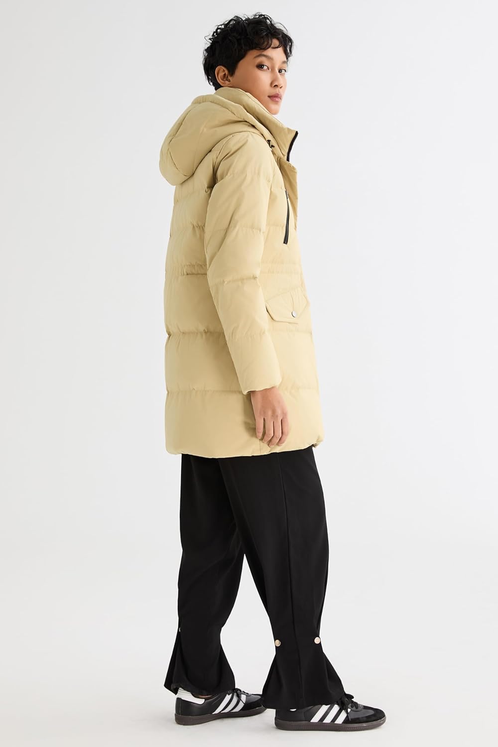 Orolay Women's Puffer Winter Down Coat Thickened Waterproof Parka Jacket with Hood - Image 7
