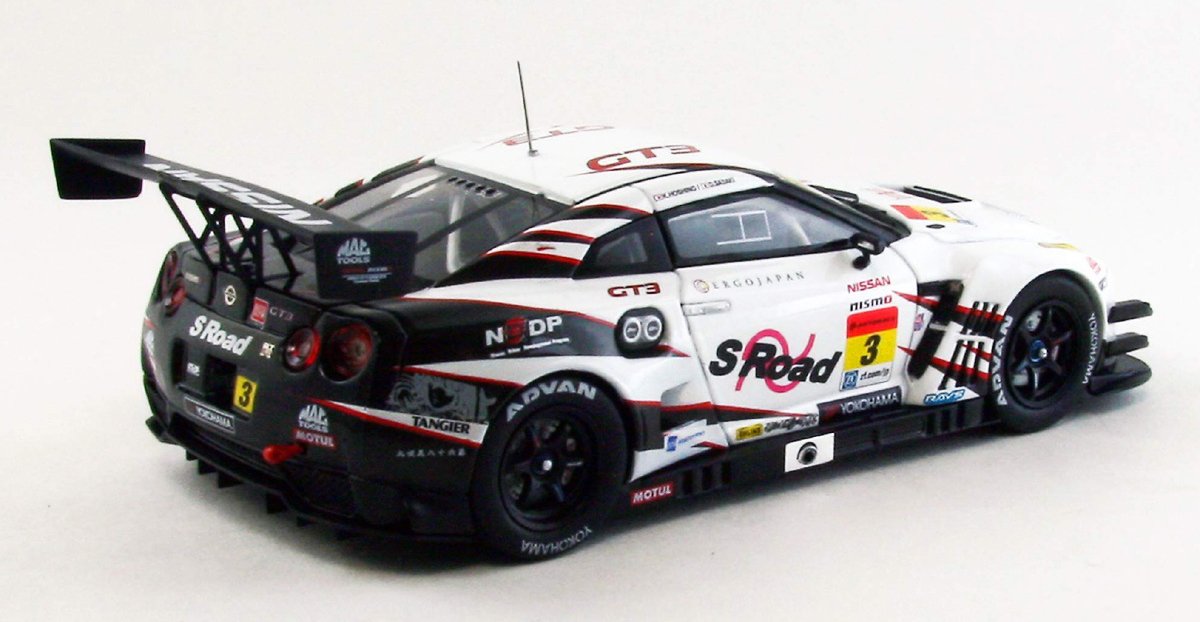 Amazon | エブロ 1/43 S Road NDDP GT-R SUPER GT300 2013 No.3 完成品