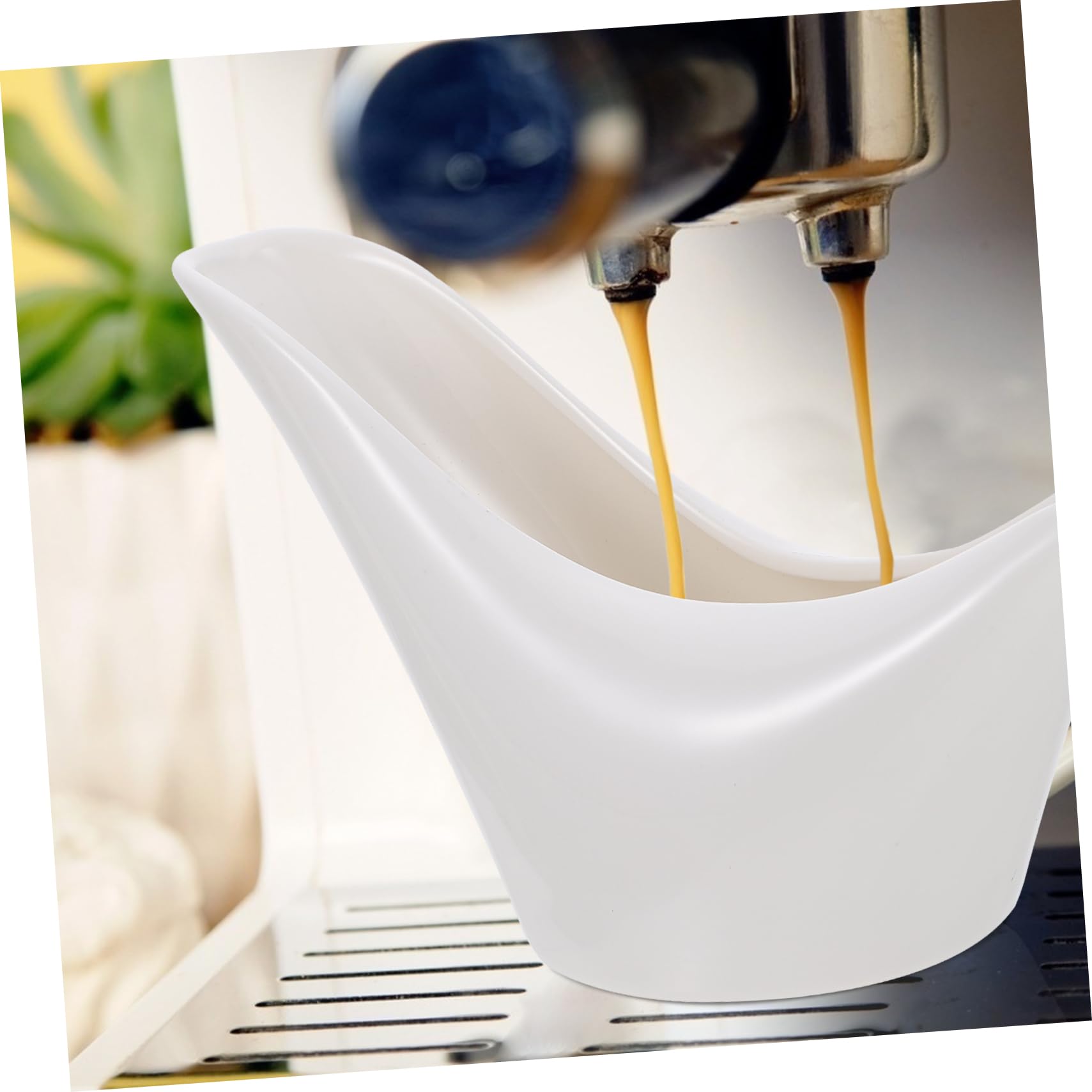 Cabilock 1Pc Ceramic Milk Storage Container Gravy Boat for Sauces Beverages White Design Easy to Clean for Kitchen Supply and Home Use