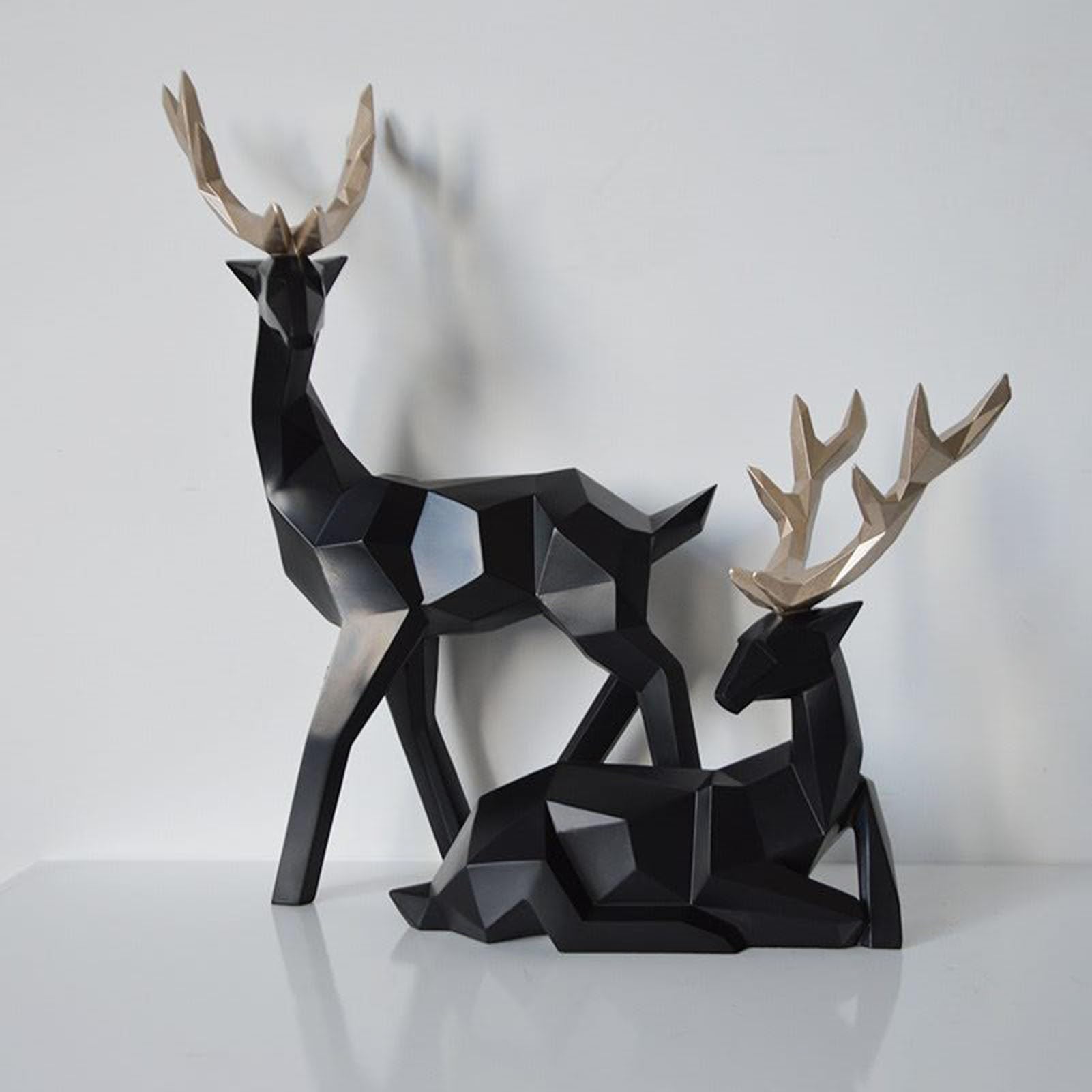 YUZDNM Home Decoration, 2pcs Modern Deer Statue, Resin Sculpture for Home, Office, Cafes, Housewarming Gifts