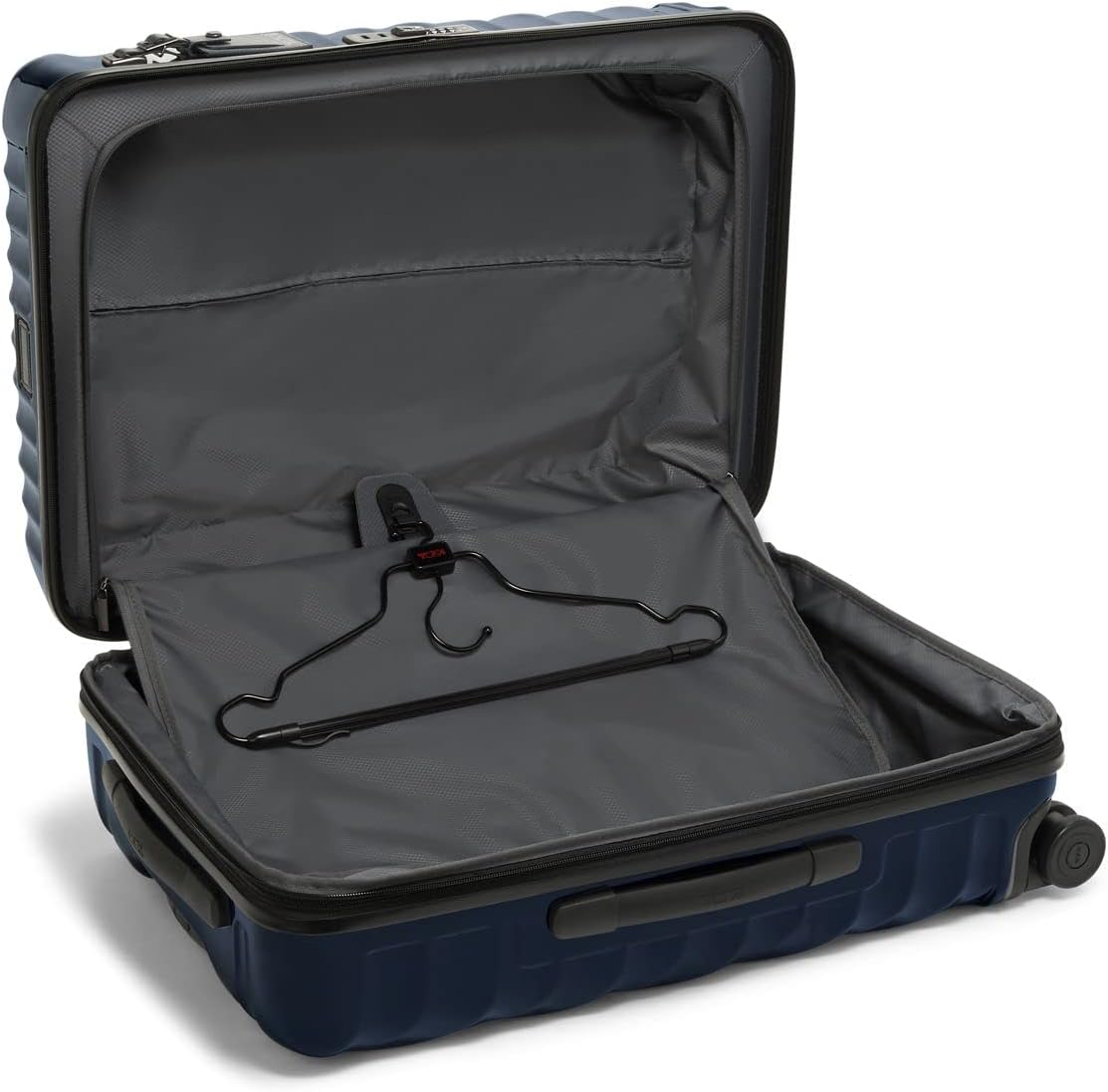 review TUMI - 19 Degree Short Trip Expandable 4 Wheeled Packing Case - Navy