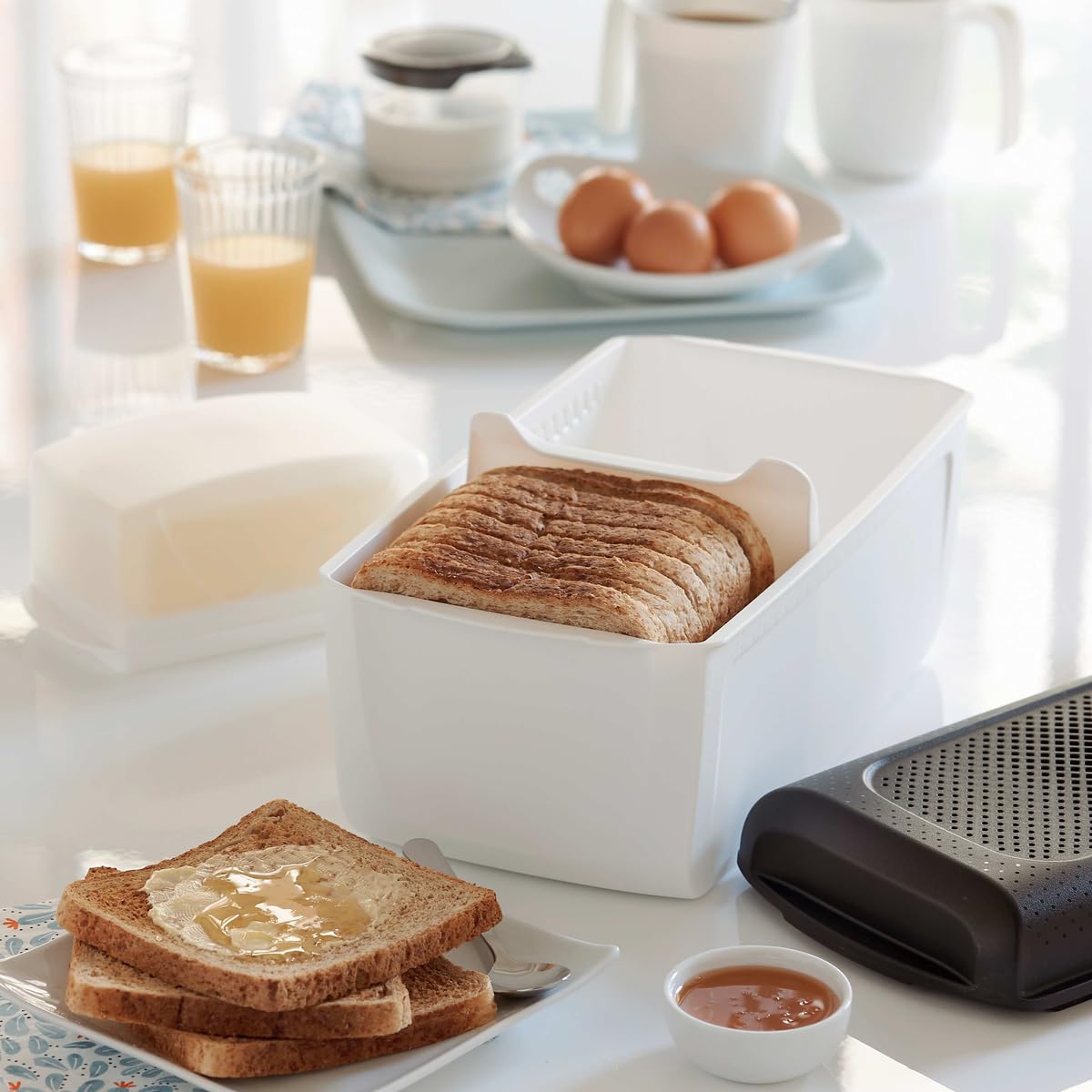 Tupperware BreadSmart Junior – Innovativo contenitore per il pane mantiene i prodotti da forno freschi più a lungo, contenitore da cucina per pane, pasticcini e croissant – Il design della base