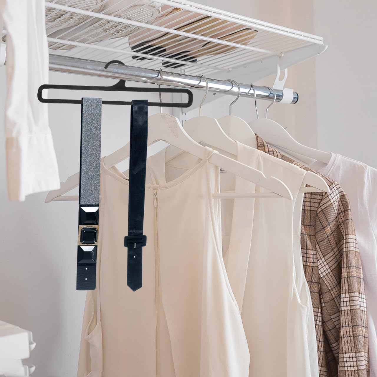20pcs Scarf Hanger Organizer, Space-Saving Scarf Holder Closet Organizer Multipurpose Hangers for Scarves, Ties, Belts (28cm)