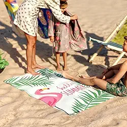 Toalha Estampada Grande 1,40m x 70cm Macia Absorve Piscina Praia Várias Dona Delicada Modelo (FLAMINGO)