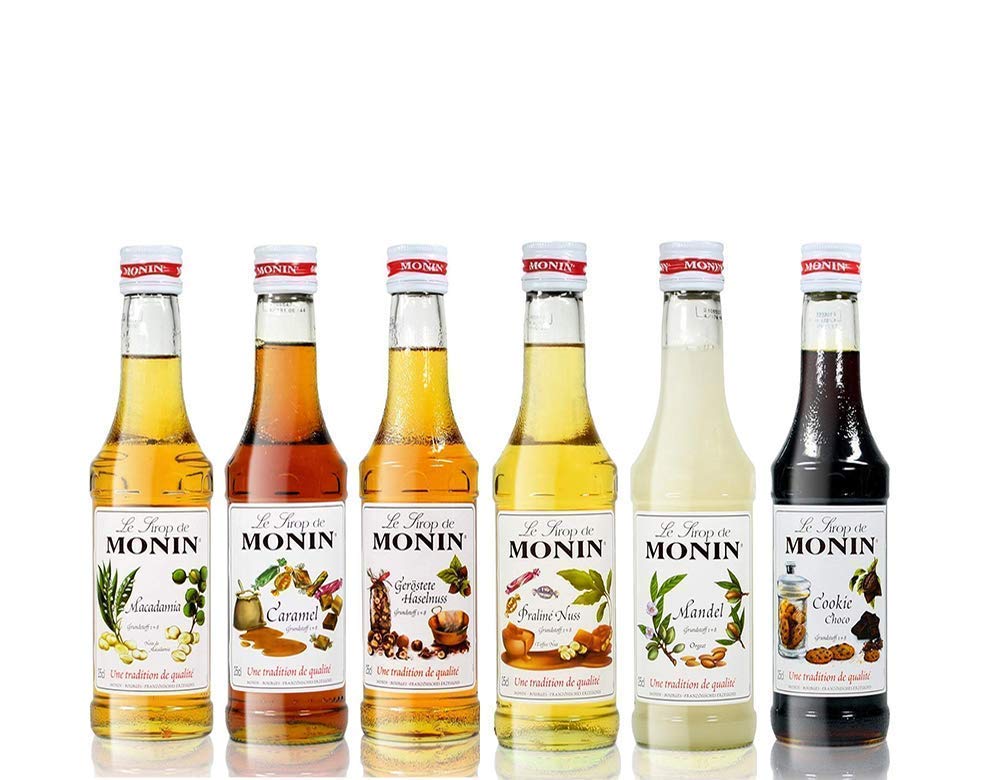 Monin Kaffeesirup Set mit 6 Sorten 0,25l Sirup in Glasflaschen Sirupset für Kaffee, Mokka, Latte und Kakao Set mit Mandel, Karamell, geröstete Haselnuss, Cookie Choco, Praline Nuss und Macadamia (6 x 250ml)