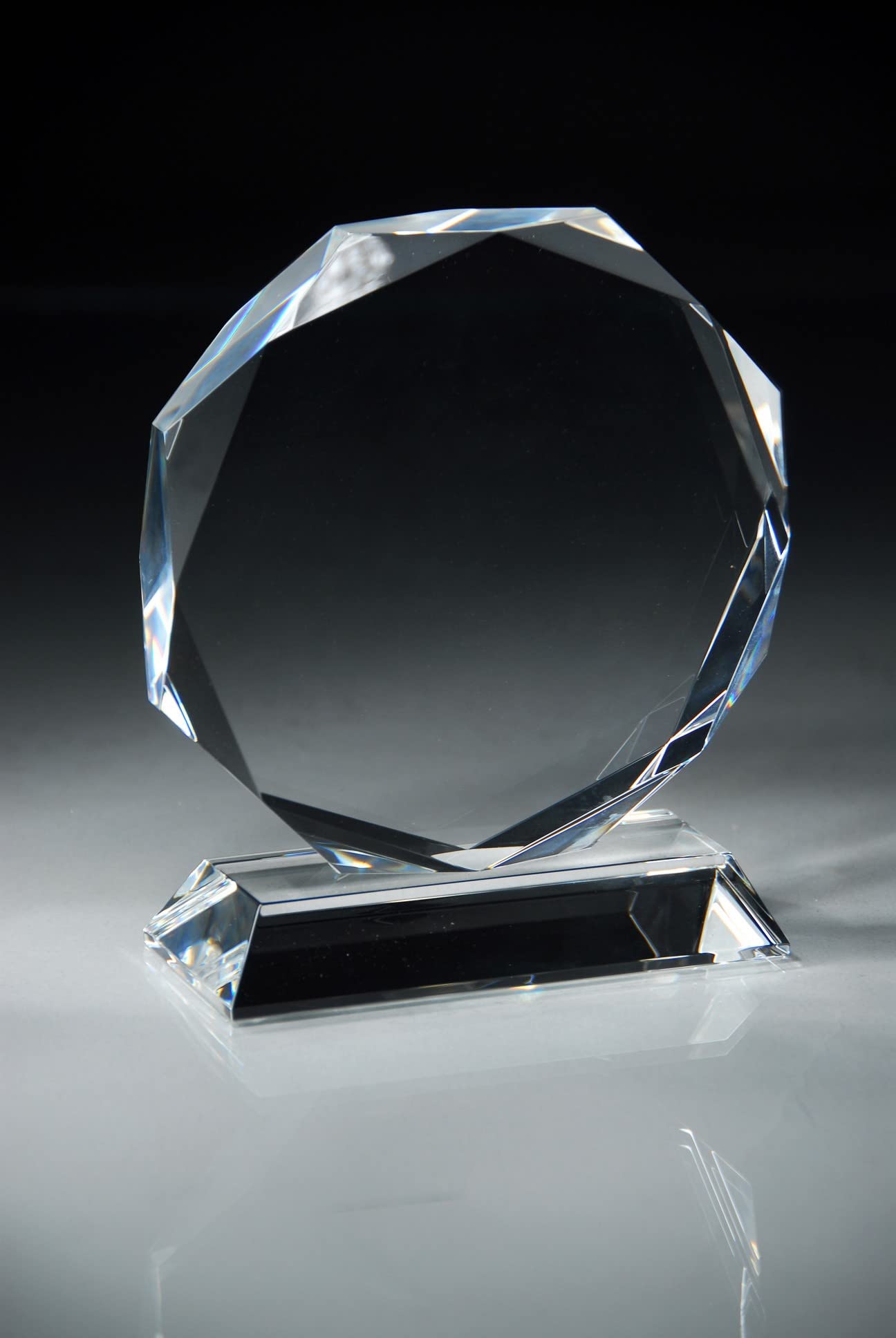 Round Optic Crystal Glass Trophy- BP002K (Clear,13cm)