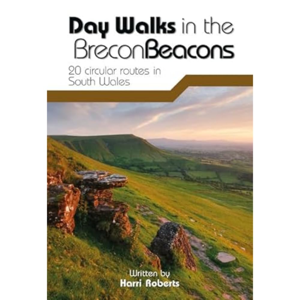 Day Walks in the Brecon Beacons: 20 Circular Routes in South Wales