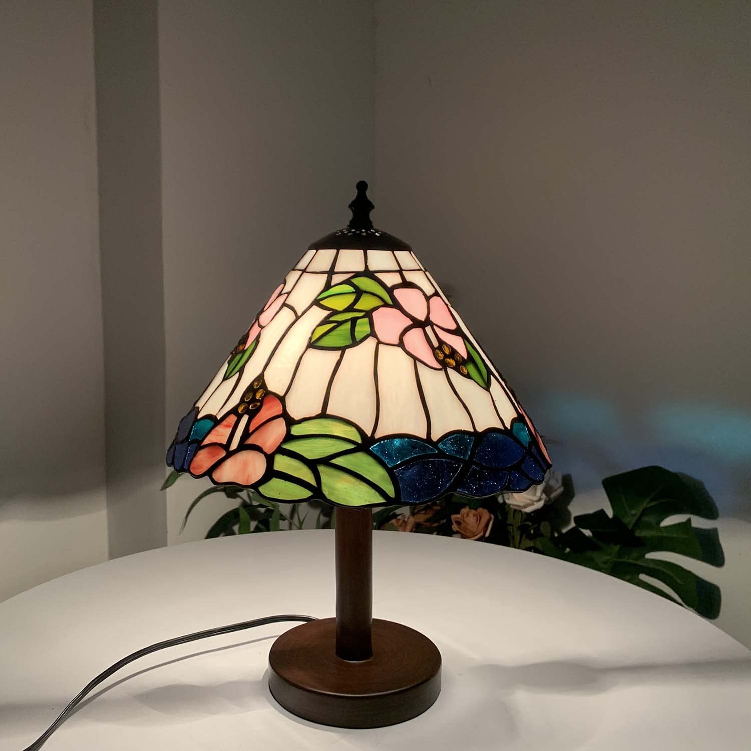 Amazon.co.jp : ステンドグラス テーブルランプ テーブルライト