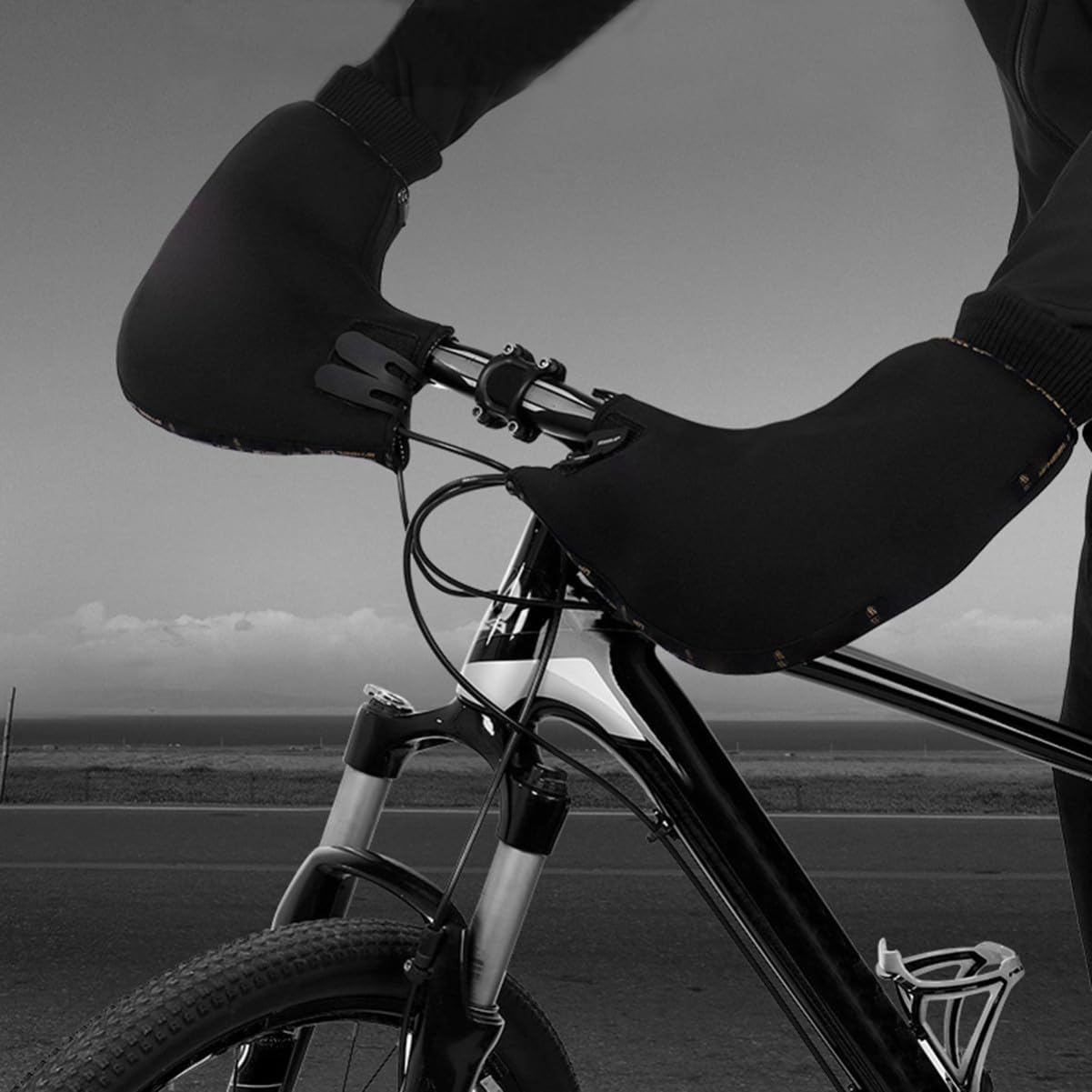 CALLARON Warme Fahrradlenkerhandschuhe für Herren und Damen Winddicht und Leicht aus Neopren und Nylon für Kalten Winter Beim Radfahren und Motorradfahren 1 Paar Schwarz