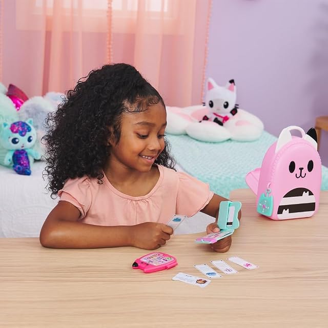 Foto 2 de 8 de Gabby's Dollhouse, Gabby Girl on-The-Go