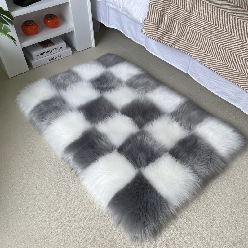 2×4 Area Rug for Living Room, Grey and White Fluffy Shag Fuzzy Plush Soft Checkered Rugs for Bedroom, Shaggy Rug Floor Carpets for Kids Teen Dorm Home Decor Aesthetic, Boys and Girls Room