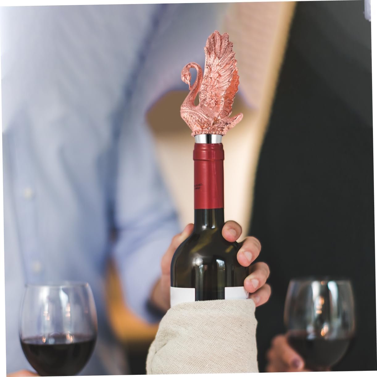 Zinc Alloy Wine Pourer Animal Wine Aerator for Parties Elegant Rose Gold Design for Home and Bar Use