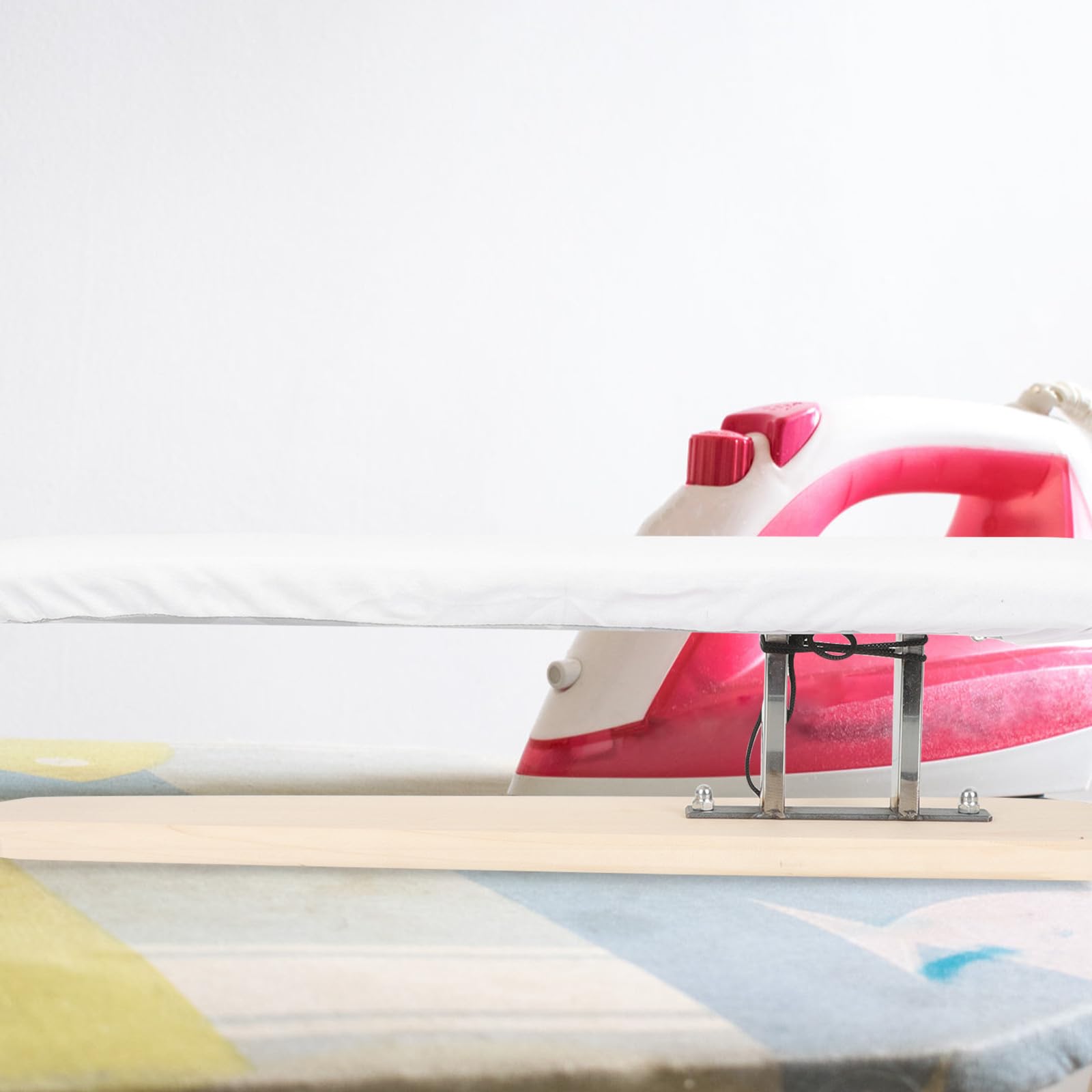 Asse da Stiro Compatto in Legno Copertura Bianca, Mini Ironing Board per Stirare Camicie e Abiti, Facile da Usare Ferro da Stiro a Vapore