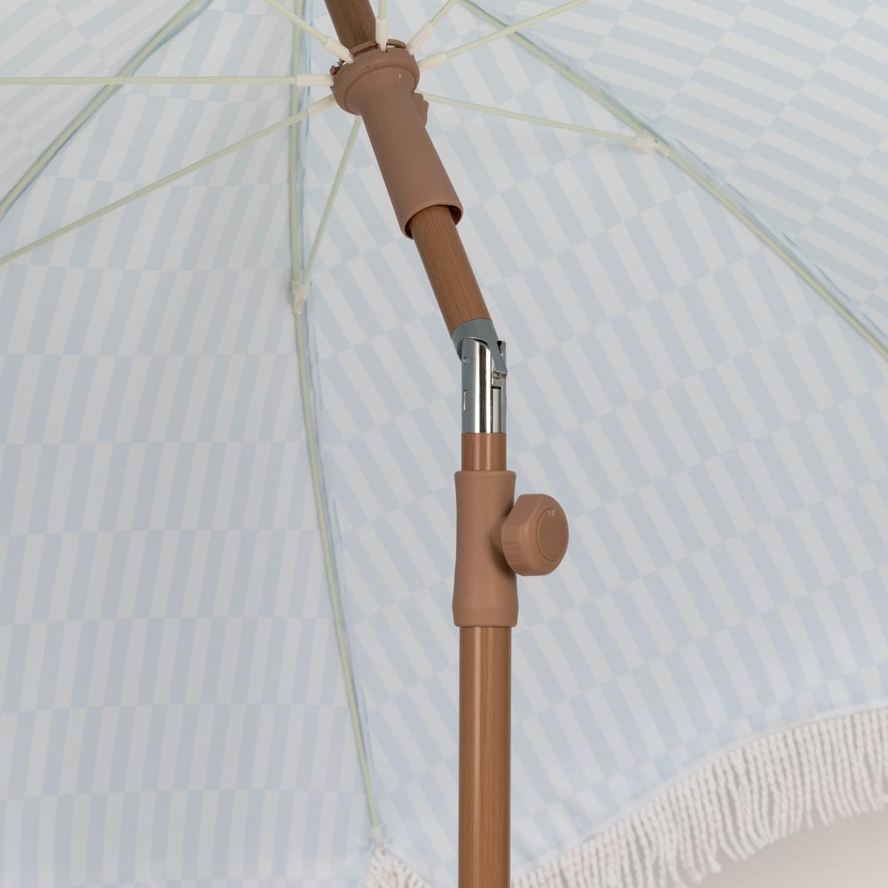 Flamingueo Ombrellone da Spiaggia, Giardino, Piscina, Altezza e Orientamento Regolabile, Protezione UPF 50+, Poliestere, Borsa per il Trasporto, 210 x 180 cm