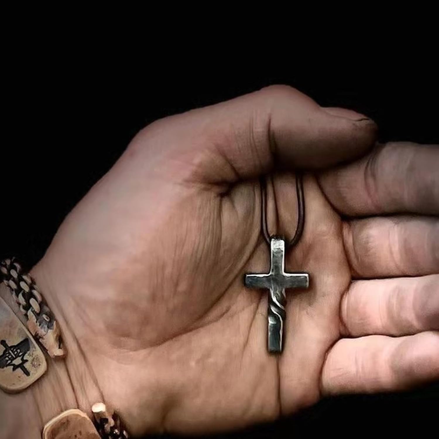 72ore To My Son Necklace From Mom Black Chain Copper Cross Pendant Necklace for Men Birthday Jewelry Gifts for Son - Image 3