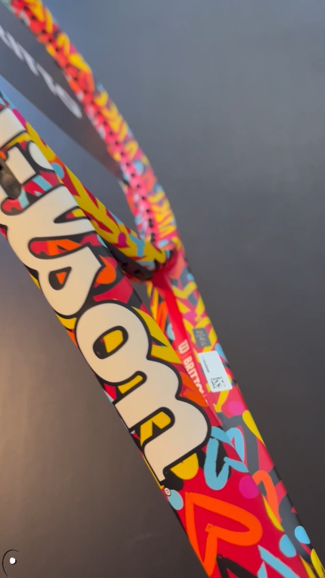 Amazon.com: Wilson Clash 100 V2 Britto Hearts Unstrung Performance