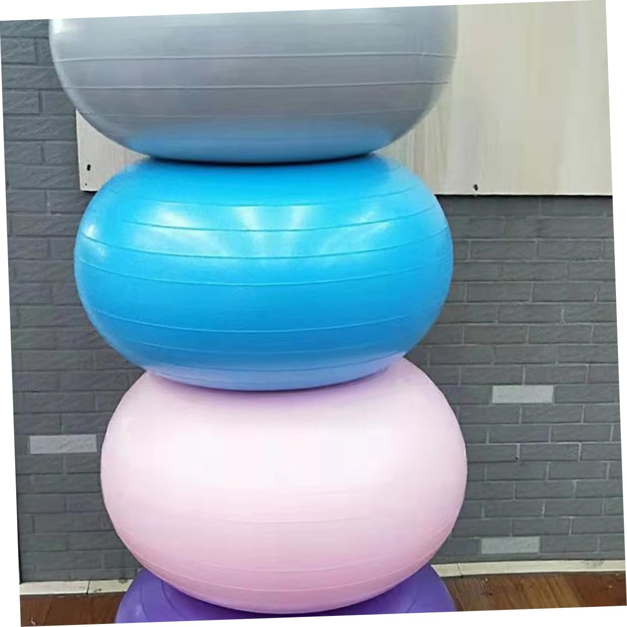 Toyvian Gymnastikball Yoga Ball PVC Platzsicherer Balance Trainingsball mit Luftpumpe für Pilates und Fitness Zuhause