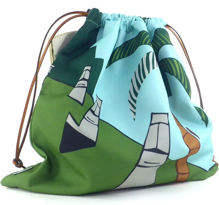 国民民主、 ロエベLOEWEドローストリングポーチ巾着 www.esn-spain.org