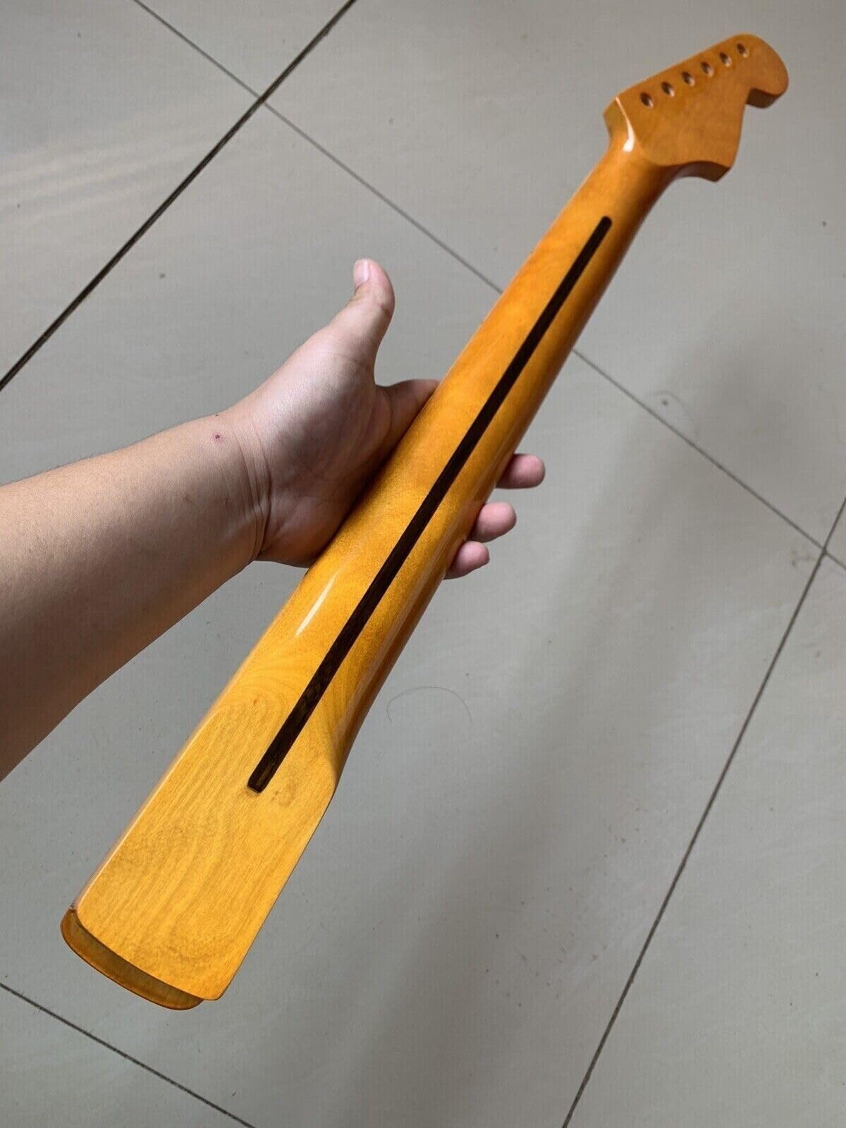 期間限定特価・メーカー不詳＜Dタイプ＞メイプル指板・幅広指板・70年代・日本製 期間限定特価・メーカー不詳＜Dタイプ＞メイプル指板・幅広指板