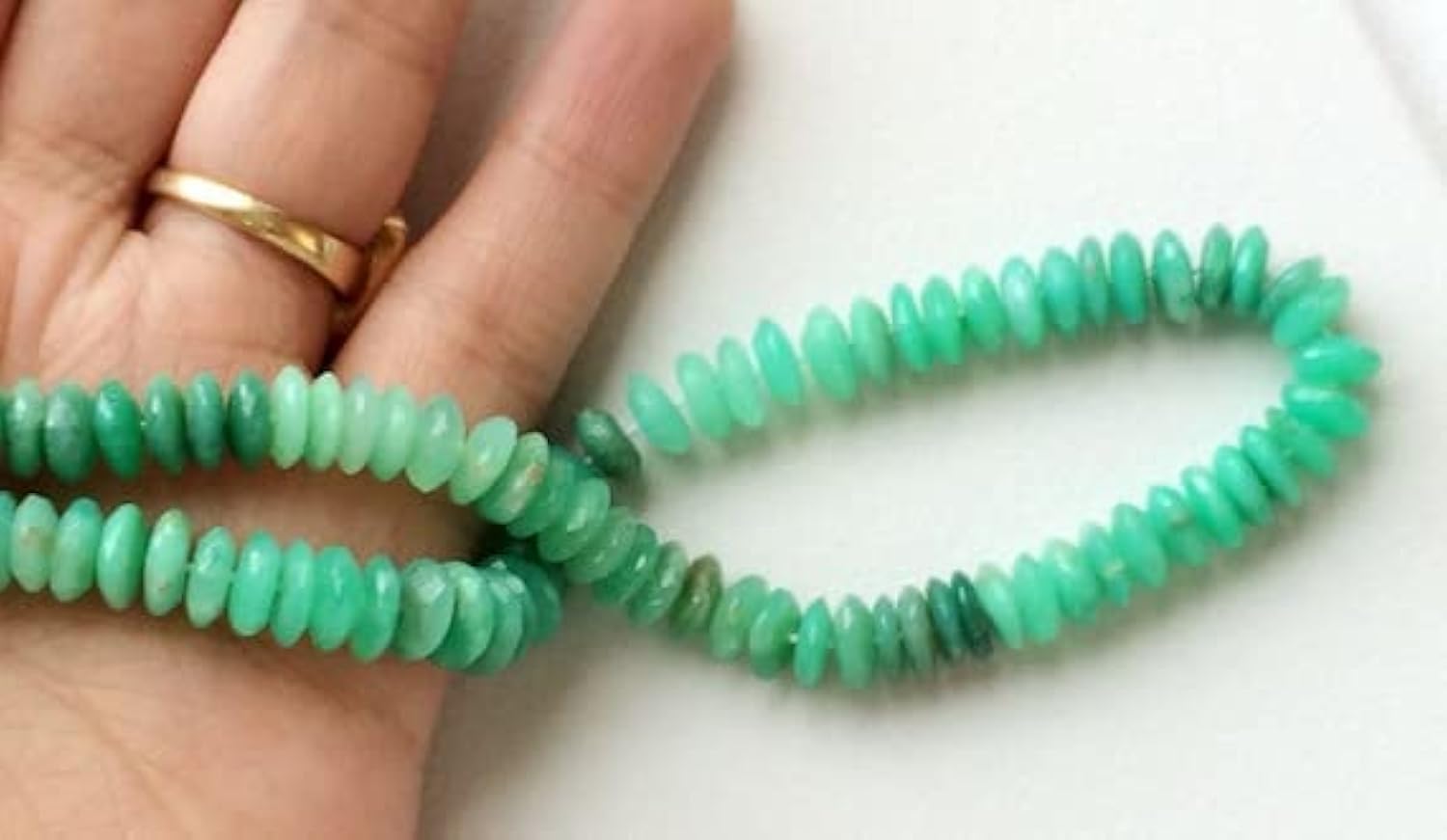 Chrysoprase verte naturelle en perles rondelles pour création de collier haute joaillerie