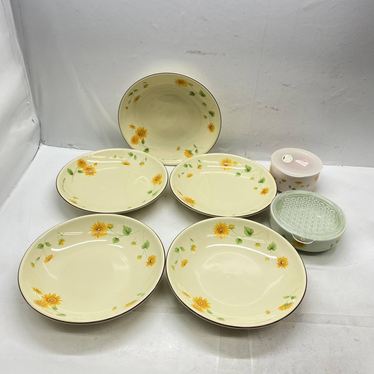 七宝焼　ひまわり　向日葵　皿　小皿　4枚組　新品　未使用　箱付き 七宝焼 ひまわり 向日葵 皿 小皿 4枚組 新品 未使用 箱付き 新品