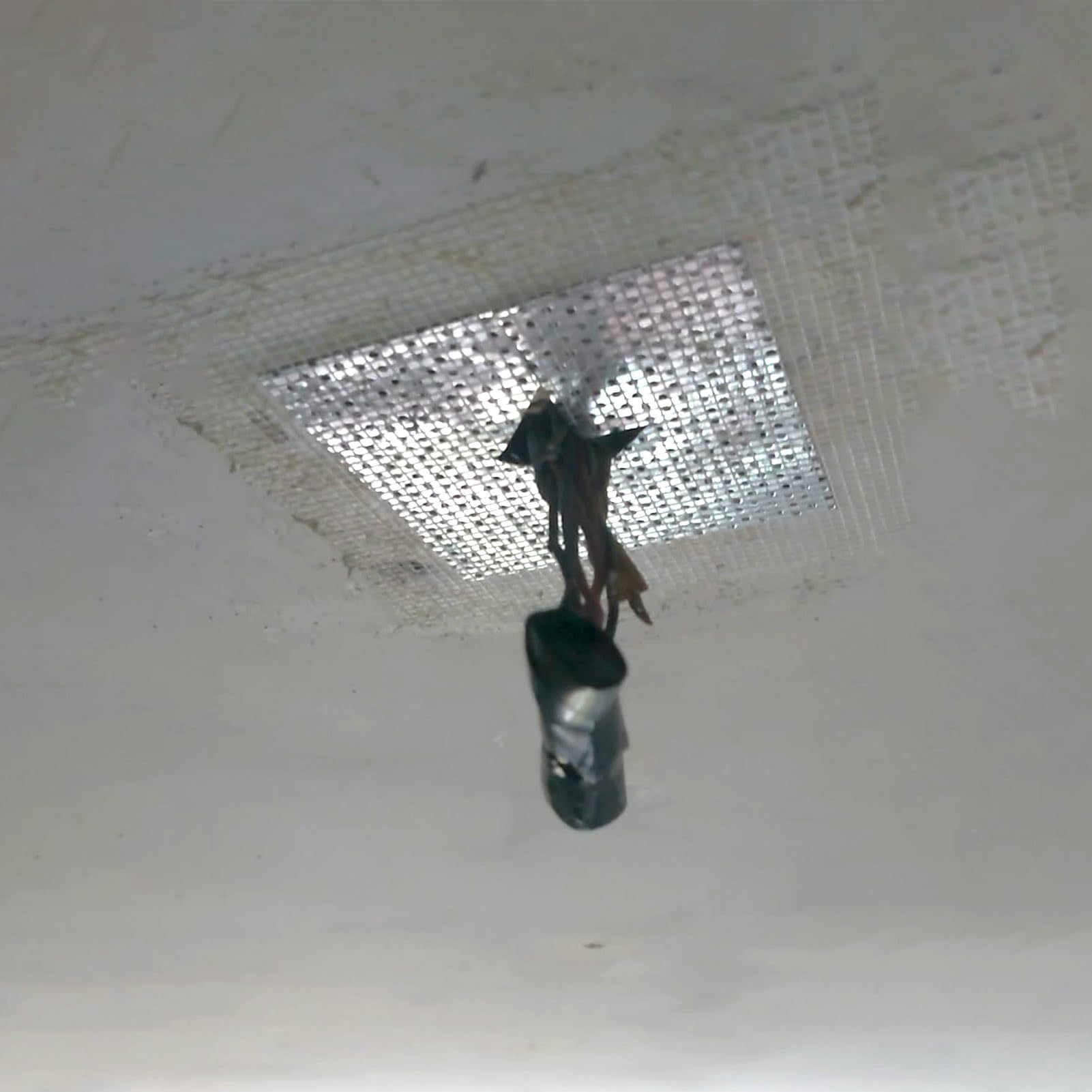 Toppa Autoadesiva Per Riparare Buchi Nel Muro - Kit Rapido Per Cartongesso, Soffitti E Pareti Danneggiate - Foto 7