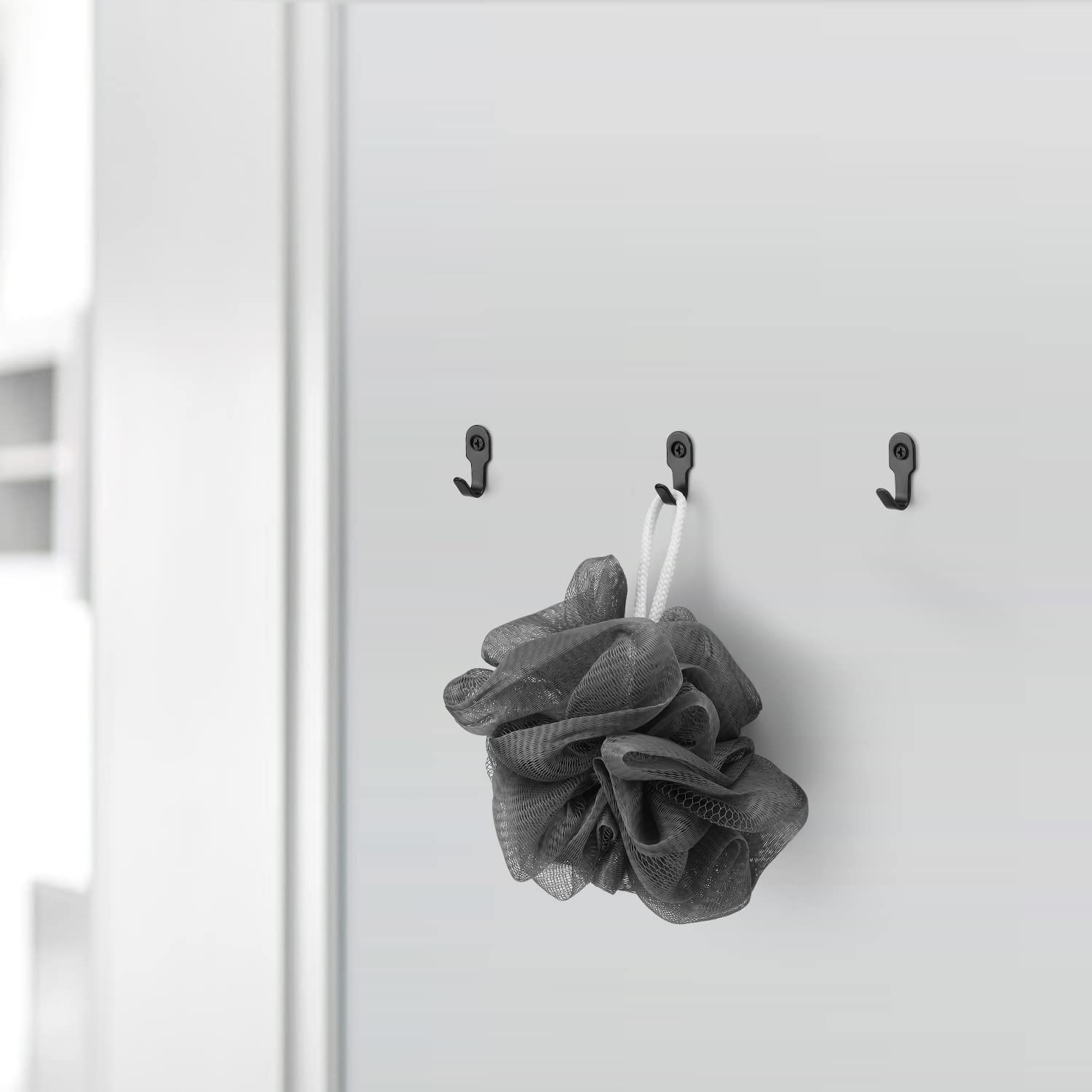 20 stuks mokken, kophaken, schroefhaken om op te hangen, metalen plafondhaken, wandmontage, sterke zelftappende schroefnagels, kerstlicht, haken, hangende plant, beker, zwart, M3 x 38 mm