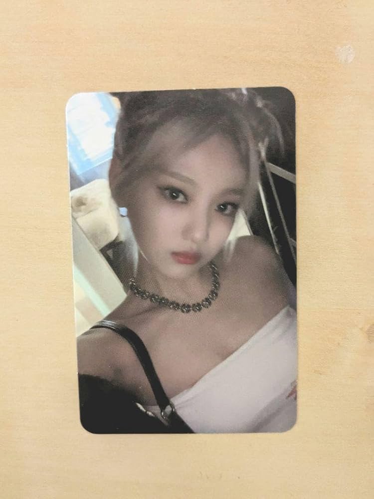 aespa Girls smtown&store 特典 トレカ ニンニン Amazon.co.jp: aespa エスパ girls ガールズ ニンニン トレカ