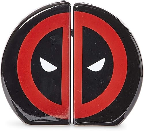 Miniatura 3 de Marvel Deadpool - Juego de salero y pimentero, novedosos cocteleros de cerámica roja y negra, bonitos accesorios de cocina y mesa, divertido soporte