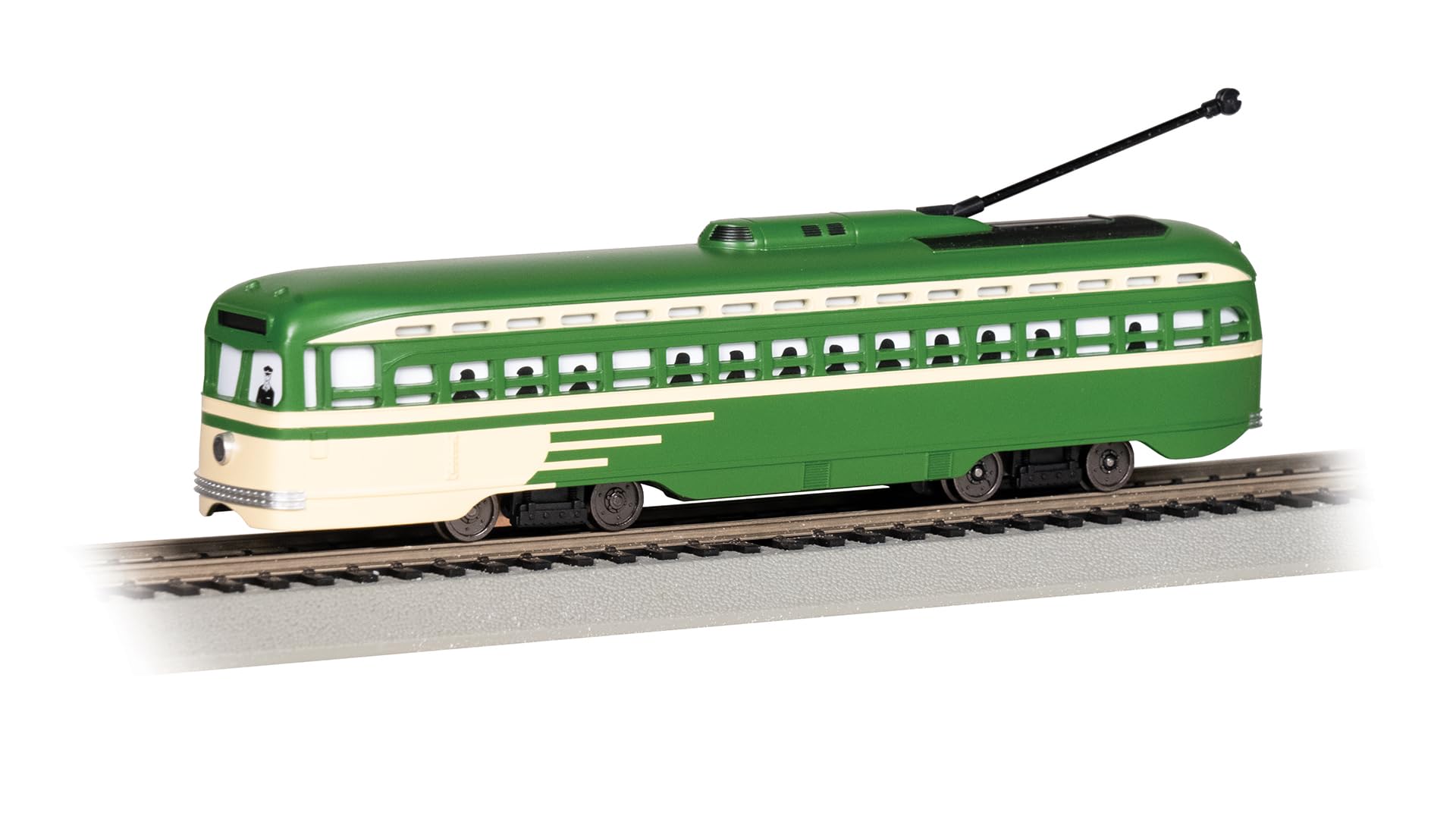 Tramway PCC rétro vert et crème pour créer un centre-ville miniature