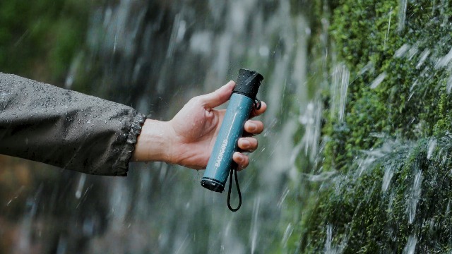 Draagbaar Waterfilter - Survival Straw met 0.01 Micron 4-Stage