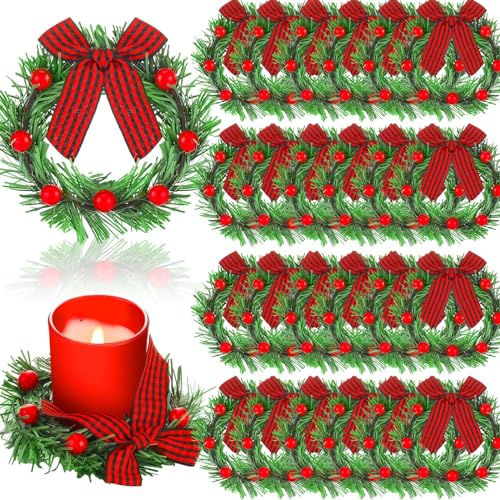 Couronnes pour piliers rustiques de Noël aux baies et herbes denses