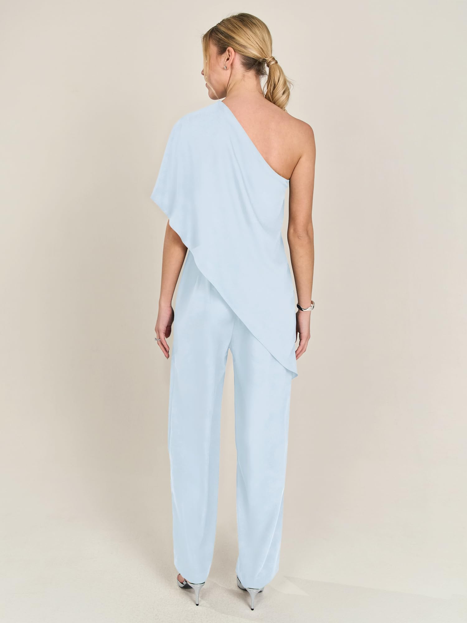 APART Fashion Damen One-Shoulder-Jumpsuit, asymmetrischer Overall mit weitem Bein, ärmelloses Abendoutfit, fließender formeller Strampler, stilvolle Partykleidung