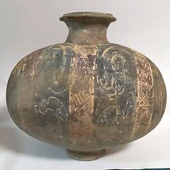漢時代加彩三足土器 古代中国 中国古美術 考古遺物 発掘出土品 博物館展示品同手 Amazon.co.jp: 中国古代 土器 壺 発掘 前漢 灰陶加彩 : おもちゃ
