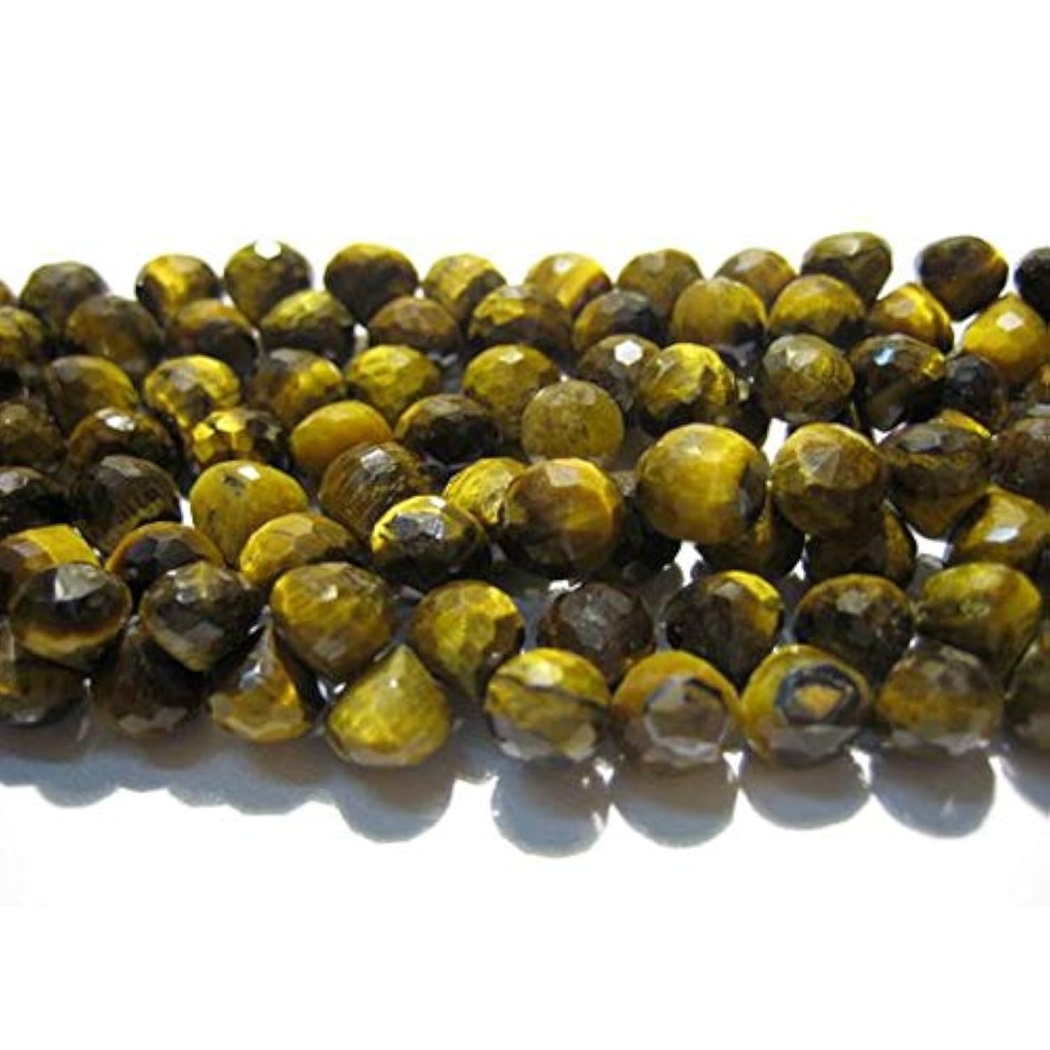 Tigers Eye Briolette 8x8mm calibrée pour éviter les irrégularités de montage sur vos bijoux