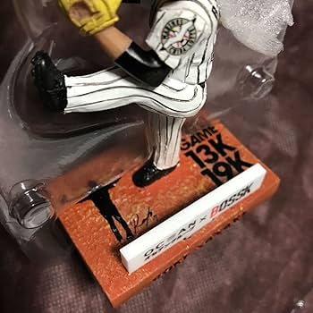 Amazon.co.jp: 佐々木朗希 ボブルヘッド 千葉ロッテマリーンズ WBC2023