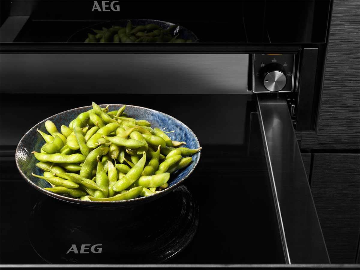 AEG KDK912924M Wärmeschublade Edelstahl 29cm SoftTip-Türmechanismus