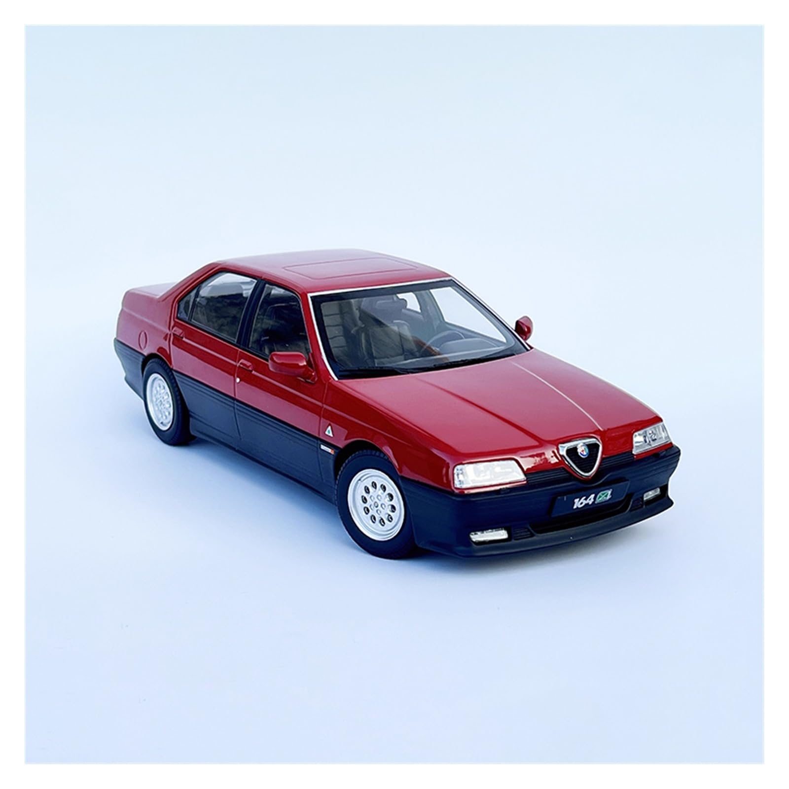 Amazon | ミニカーモデル 1/18スケール アルファロメオ 164 合金ダイ