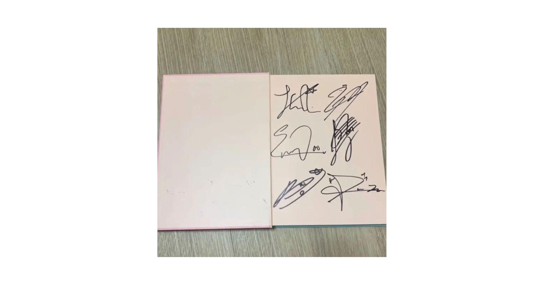 ASTRO サイン入りCD ２種類 Amazon.co.jp: アストロ メンバー全員直筆サイン入りCD