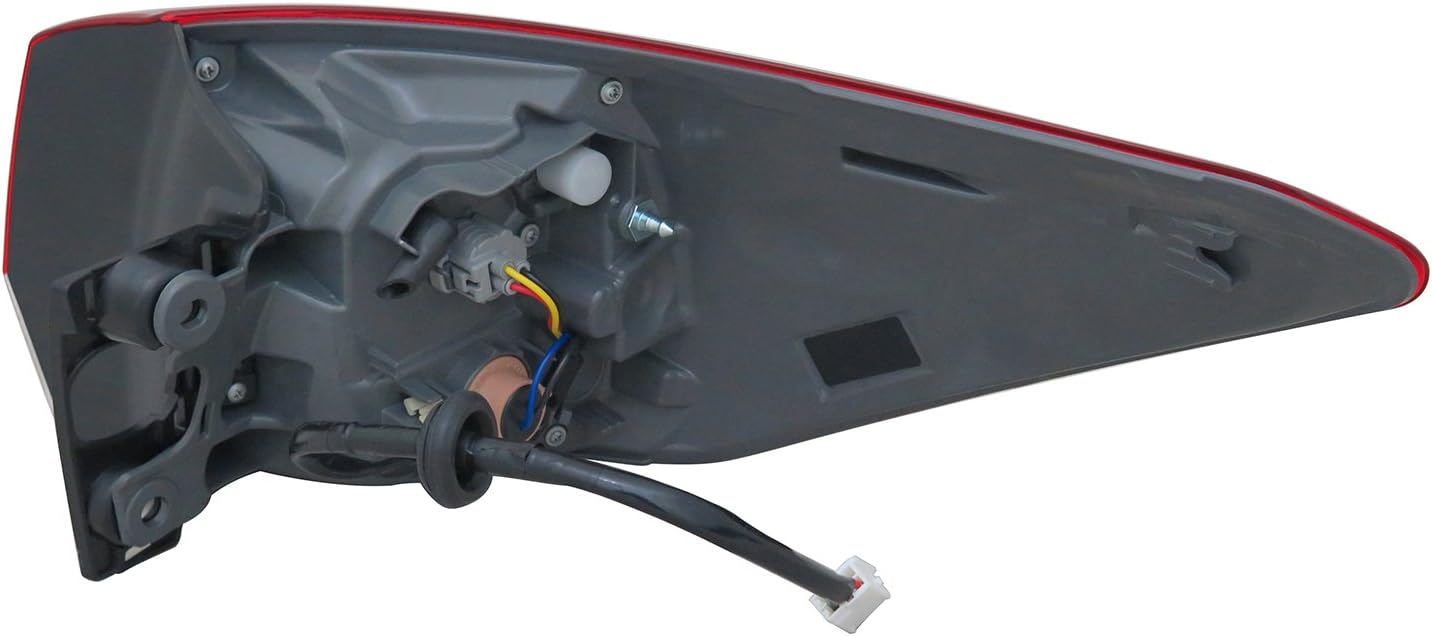 TYC Left Tail Light Assembly Compatible with 2017-2017 Toyota Highlander